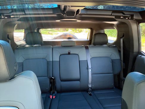 Used 2024 GMC Hummer EV 3X AWD/4WD image 28