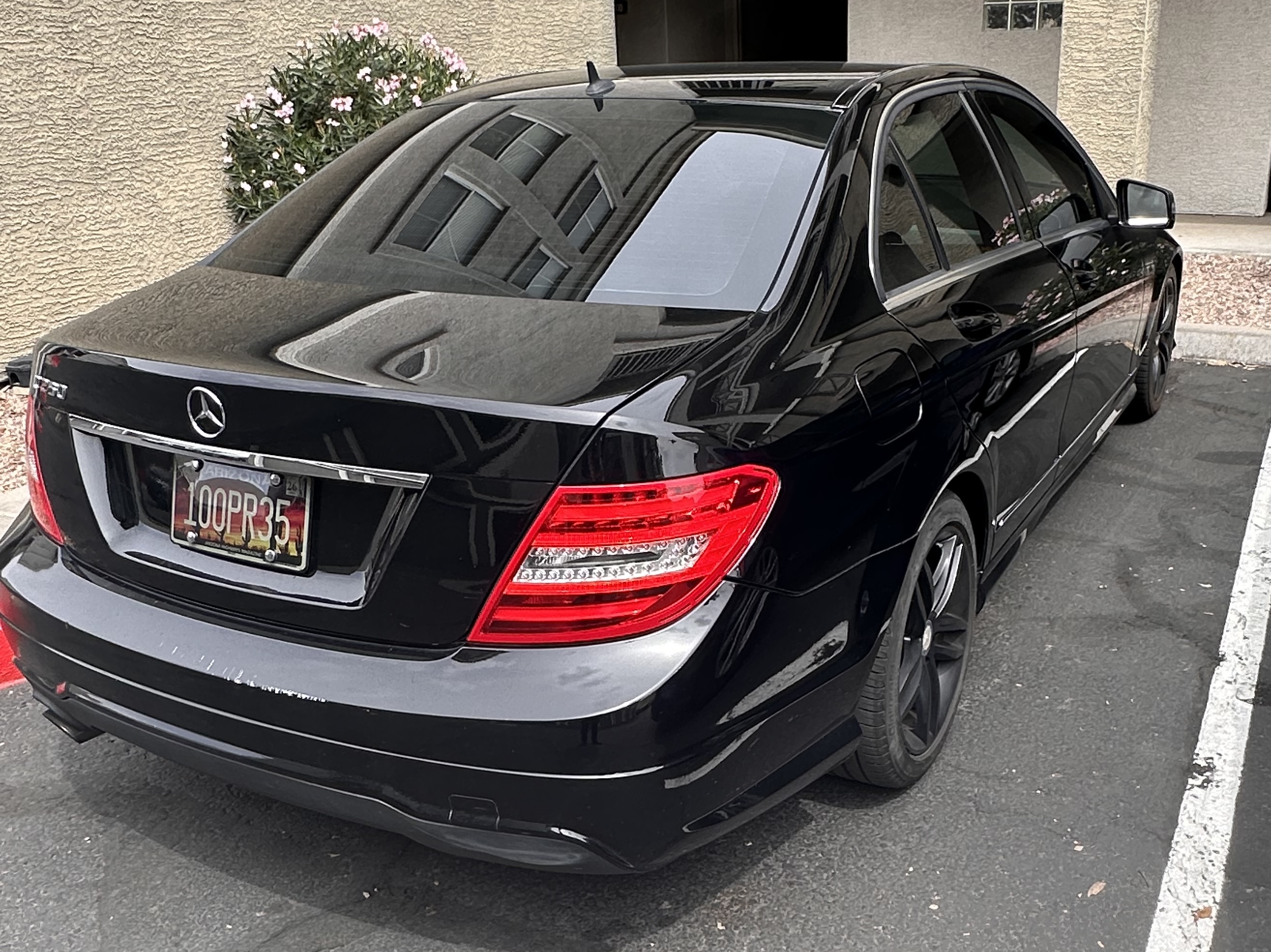 Used 2013 Mercedes-Benz C 250 Sedan image 5