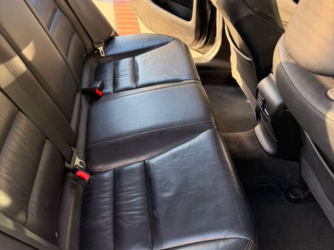 Used 2010 Honda Accord EX-L image 11