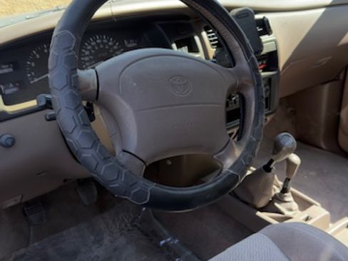 Used 1997 Toyota T100 SR5 image 9