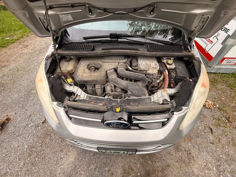 Used 2013 Ford C-MAX SEL FWD image 10