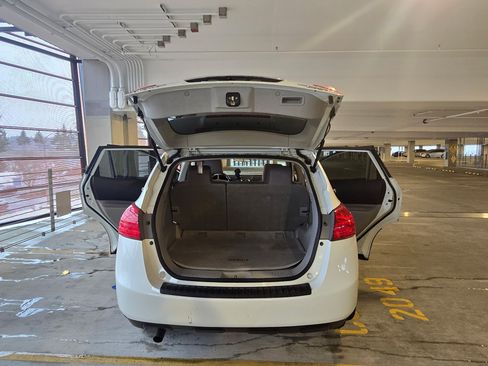 Used 2012 Nissan Rogue S w/ Special Edition Pkg image 2