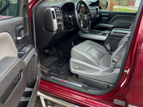 Used 2014 Chevrolet Silverado 1500 LTZ Z71 w/ LTZ Plus Package image 9