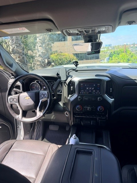 Used 2020 Chevrolet Silverado 2500 LTZ w/ LTZ Premium Package AWD/4WD image 5