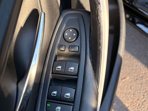 Used 2014 BMW 320i xDrive Sedan image 16