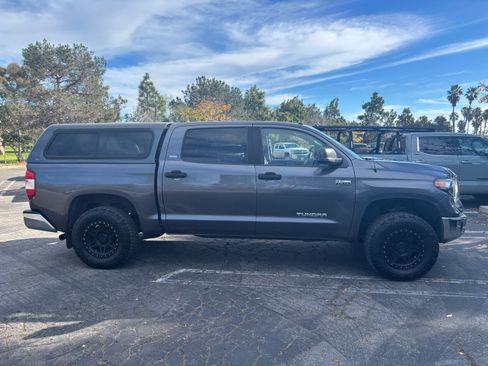 Used 2019 Toyota Tundra SR5 w/ SR5 Upgrade Package image 2