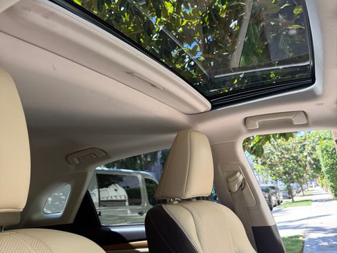 Used 2016 Lexus RX 350 AWD w/ Premium Package image 9