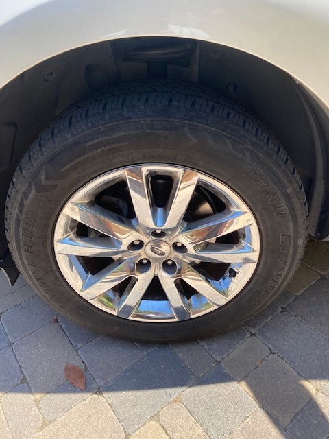 Used 2011 Ford Edge SEL w/ 202A Rapid Spec Order Code FWD image 15