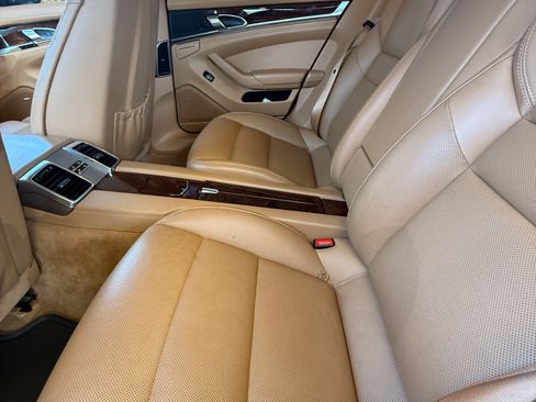 Used 2013 Porsche Panamera S image 20