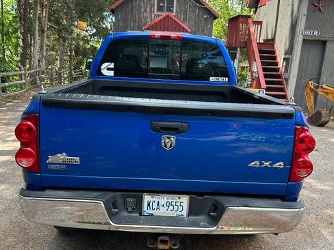 Used 2008 Dodge Ram 2500 Truck SLT w/ Trailer Tow Group AWD/4WD image 4
