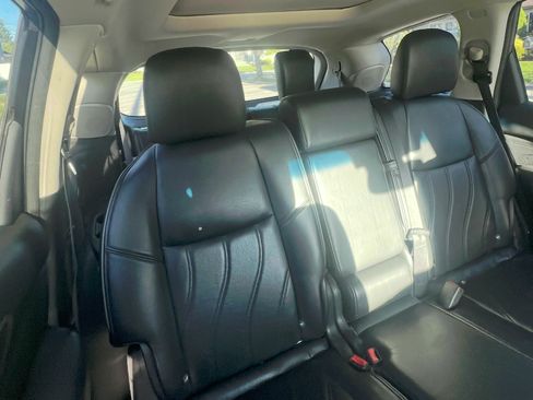 Used 2015 INFINITI QX60 Luxe w/ Deluxe Touring Package AWD/4WD image 22