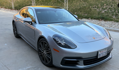 Used 2018 Porsche Panamera image 2