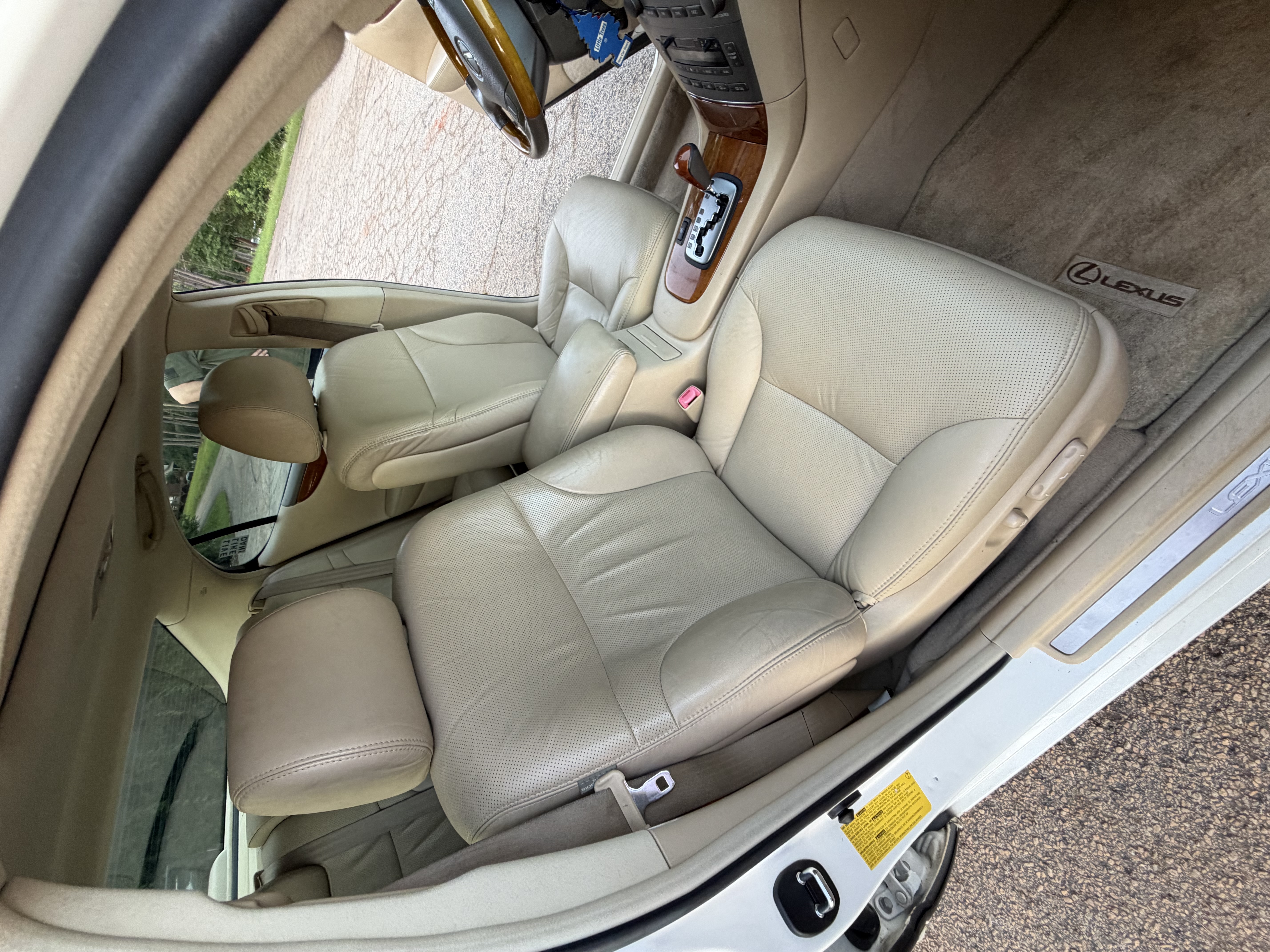 Used 2005 Lexus ES 330 w/ Preferred Accessory Pkg FWD image 6