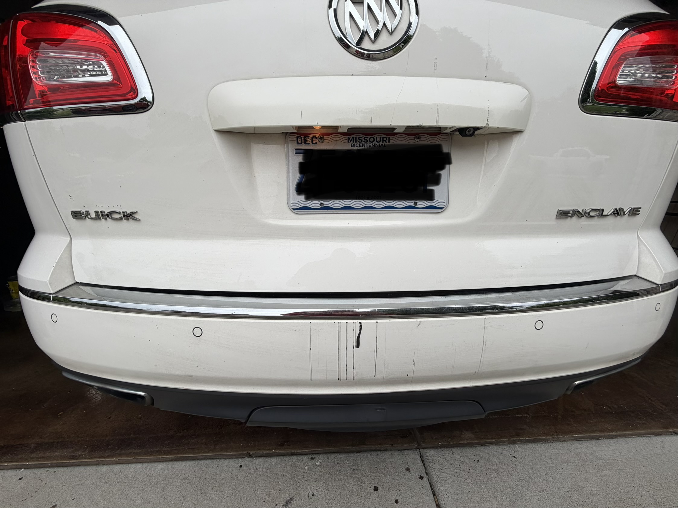 Used 2014 Buick Enclave Leather w/ Trailering Provision Package FWD image 15