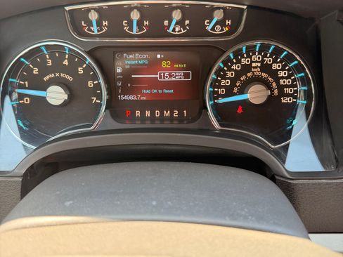Used 2011 Ford F150 Lariat w/ Lariat Chrome Pkg AWD/4WD image 8