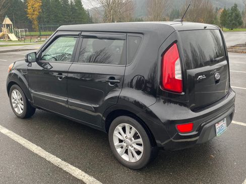 Used 2012 Kia Soul + image 5