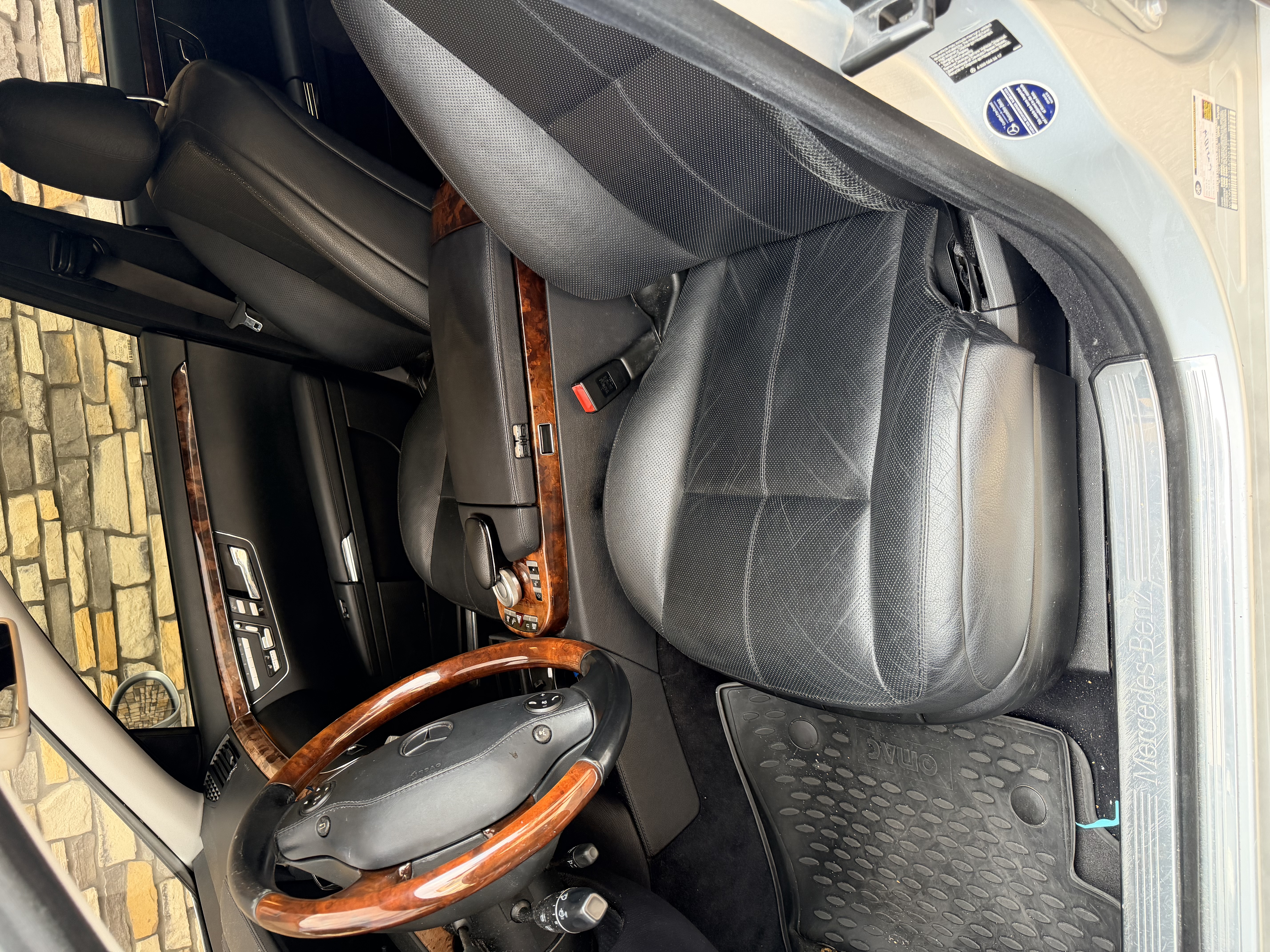Used 2008 Mercedes-Benz S 550 4MATIC image 5