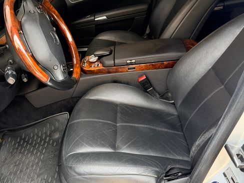 Used 2008 Mercedes-Benz S 550 4MATIC image 5