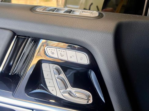 Used 2024 Mercedes-Benz G 63 AMG 4MATIC image 18