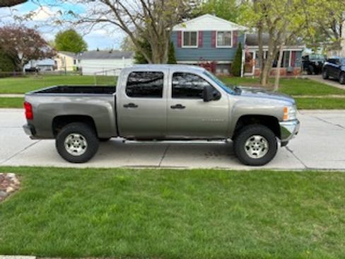 Used 2012 Chevrolet Silverado 1500 LT w/ Max Trailering Pack AWD/4WD image 2