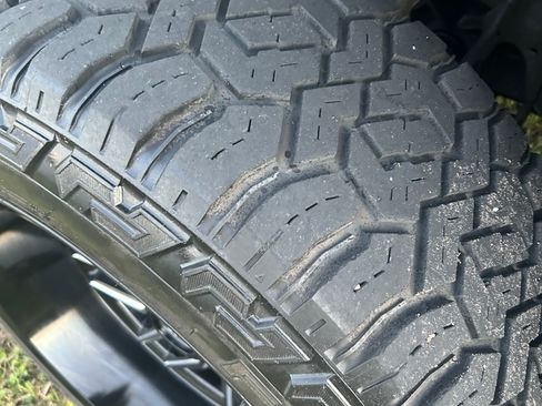 Used 2023 Chevrolet Silverado 1500 High Country w/ Technology Package image 12