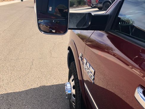 Used 2018 RAM 3500 Laramie image 12