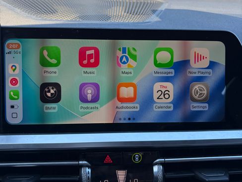 Used 2020 BMW 330i Sedan w/ Premium Package image 13