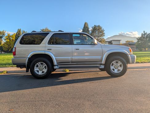 Used 2000 Toyota 4Runner Limited image 6
