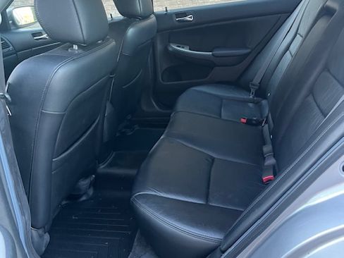 Used 2006 Honda Accord EX-L image 9
