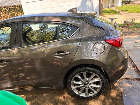 Used 2015 MAZDA MAZDA3 s Touring FWD image 4