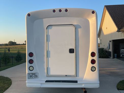 Used 2013 Ford E-350 and Econoline 350 Super Duty w/ Shuttle Bus Prep Pkg image 6