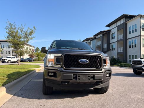 Used 2019 Ford F150 XL w/ Equipment Group 101A Mid AWD/4WD image 4