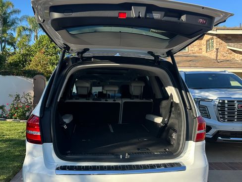 Used 2018 Mercedes-Benz GLS 550 4MATIC image 10