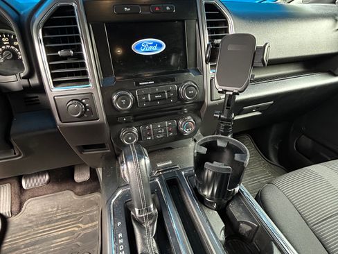 Used 2016 Ford F150 XLT w/ Equipment Group 302A Luxury AWD/4WD image 11