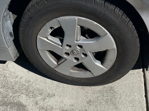 Used 2010 Toyota Prius Five image 8