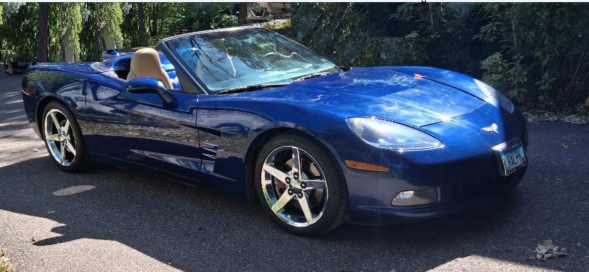 Used 2005 Chevrolet Corvette Convertible w/ Preferred Equipment Group RWD image 2