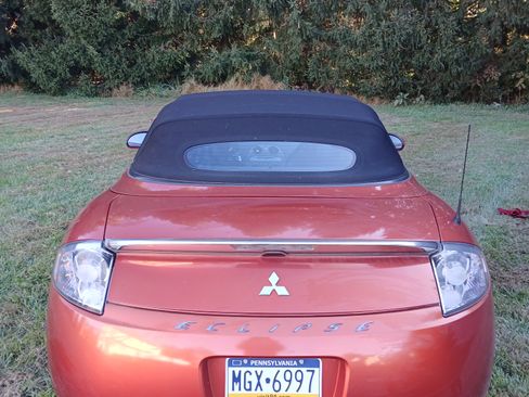 Used 2007 Mitsubishi Eclipse GS image 2