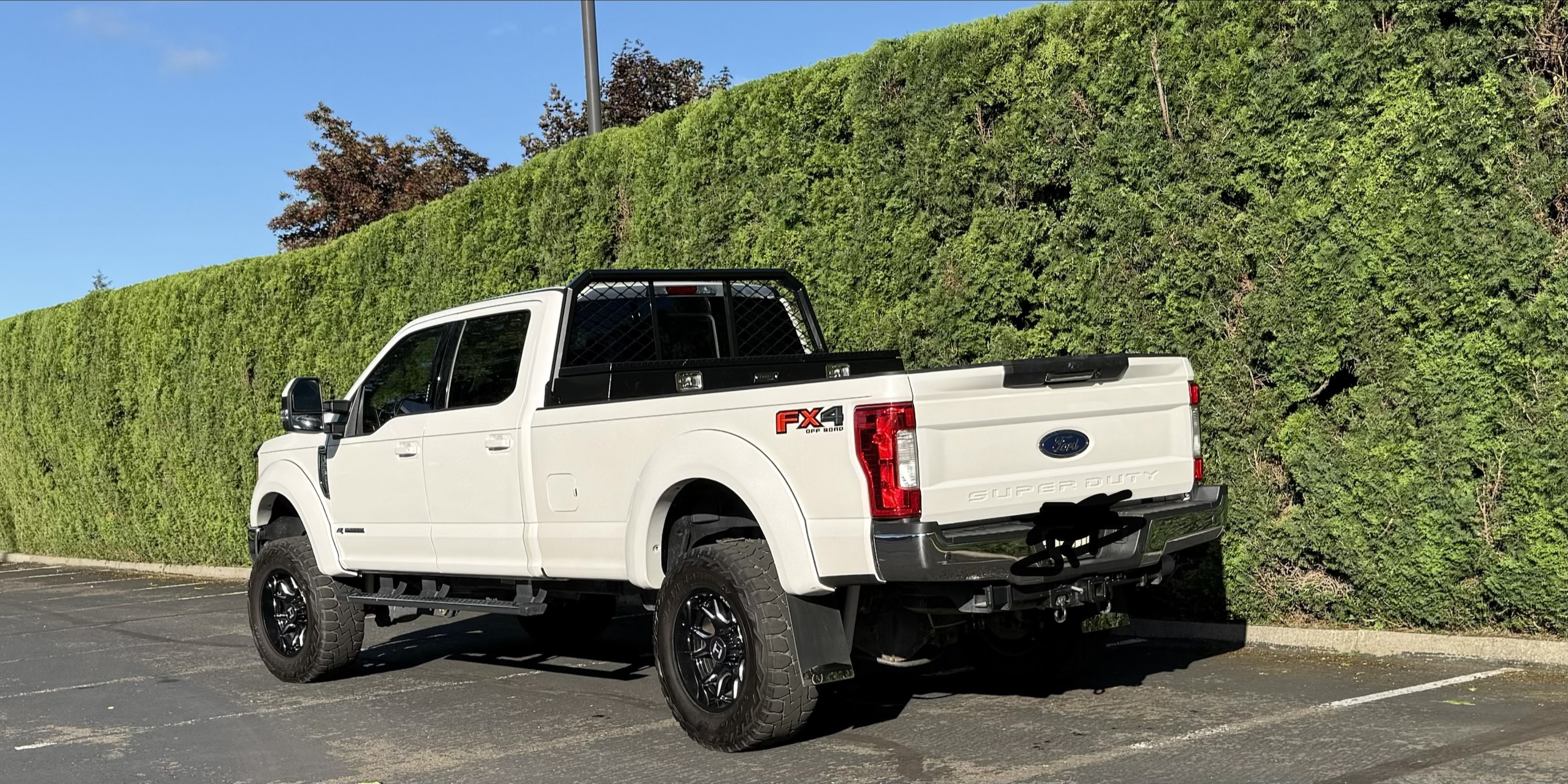 Used 2017 Ford F350 Lariat w/ Camper Package AWD/4WD image 16
