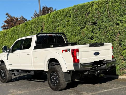 Used 2017 Ford F350 Lariat w/ Camper Package AWD/4WD image 16