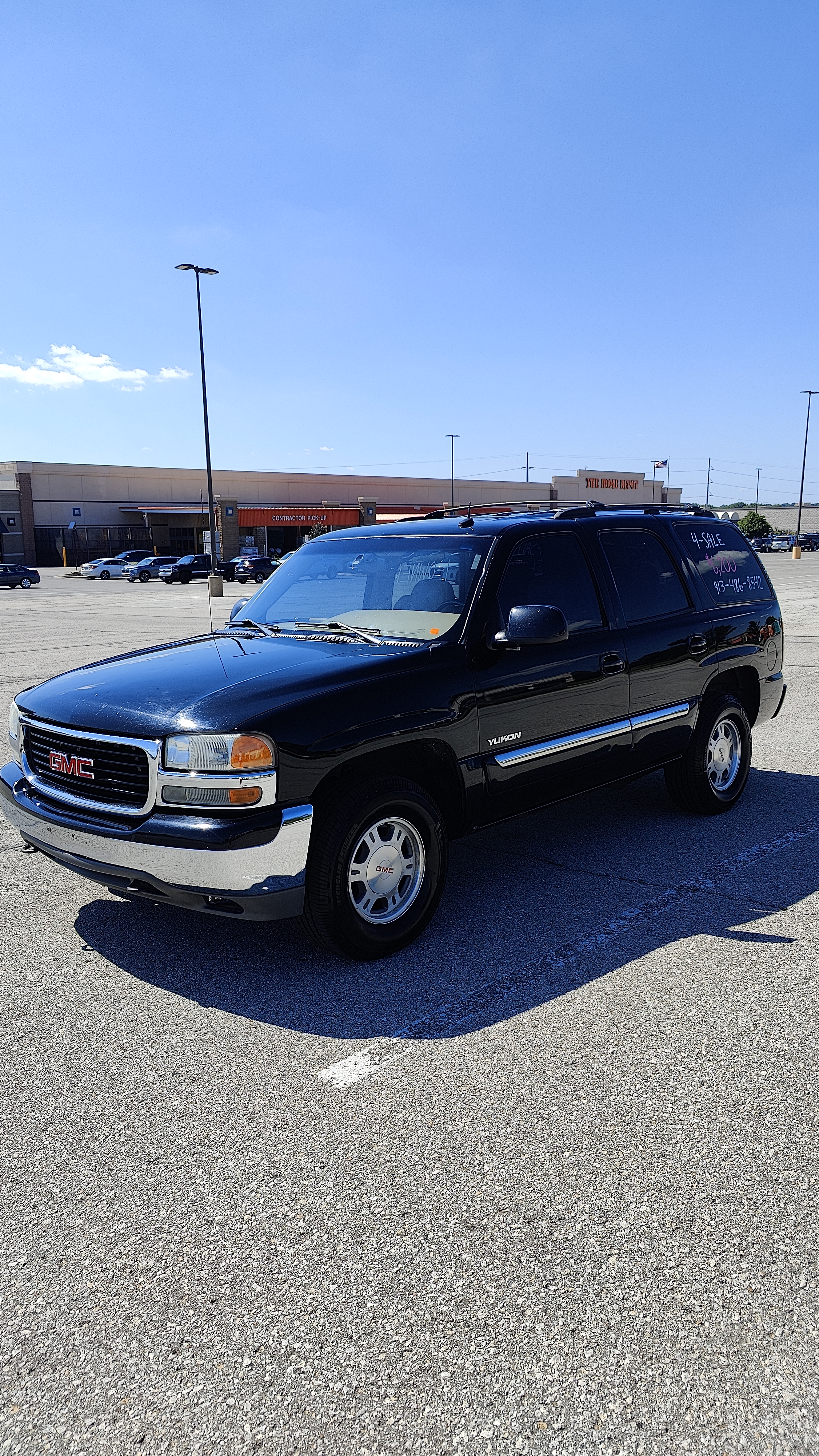 Used 2002 GMC Yukon SLT AWD/4WD image 2