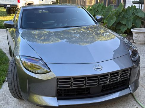 Used 2024 Nissan Z Performance w/ Floor Mat Package RWD image 7