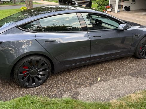 Used 2023 Tesla Model 3 Performance AWD/4WD image 2