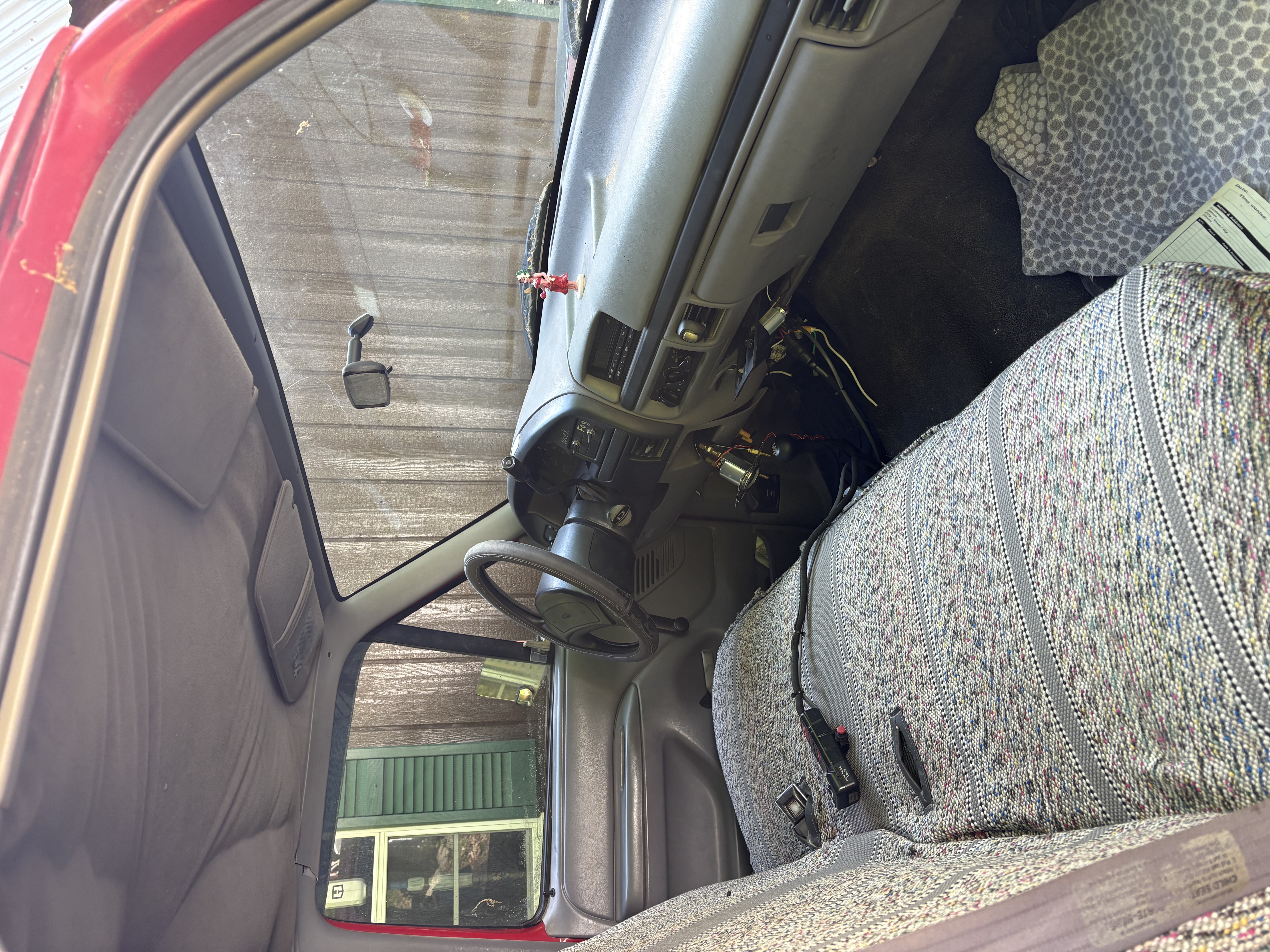 Used 1996 Ford F250 4x4 Regular Cab image 2