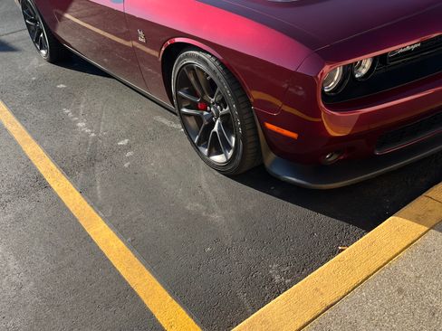 Used 2022 Dodge Challenger R/T Scat Pack w/ Plus Package image 10