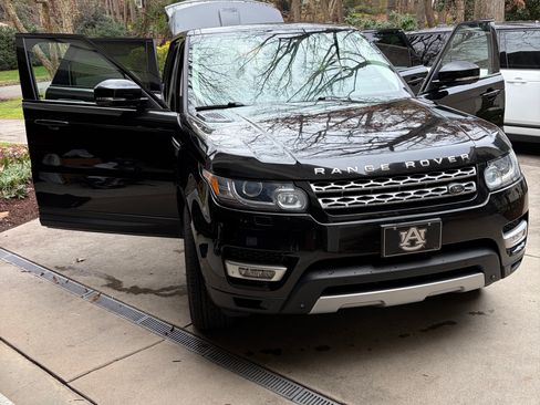 Used 2014 Land Rover Range Rover Sport HSE image 13