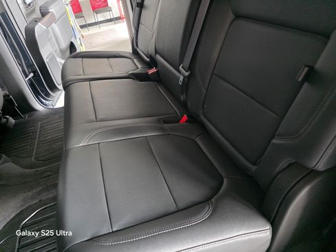 Used 2022 GMC Sierra 1500 SLT image 18