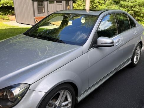 Used 2013 Mercedes-Benz C 300 4MATIC Sedan image 2