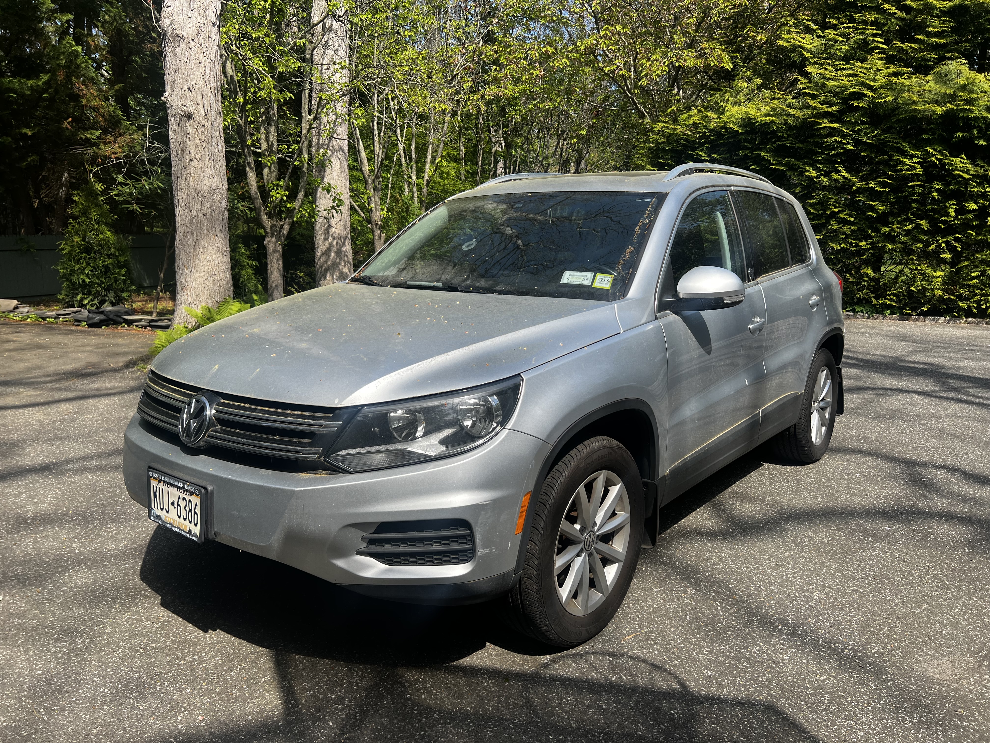 Used 2017 Volkswagen Tiguan Wolfsburg Edition AWD/4WD image 1