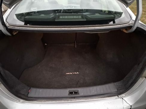 Used 2015 Nissan Sentra SV image 16