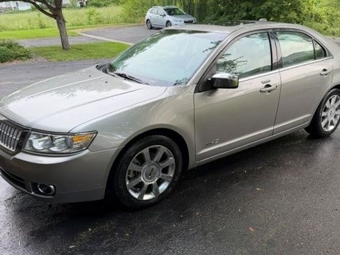 Used 2009 Lincoln MKZ FWD image 4